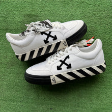 Load image into Gallery viewer, Off White Canvas White Black Vulcanized Low Sneakers Size 39
