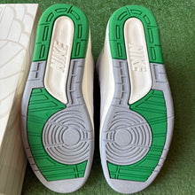 Load image into Gallery viewer, Jordan 2 Lucky Green Size 8.5
