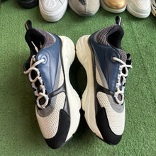 Load image into Gallery viewer, Dior B22s Size 46
