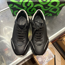 Load image into Gallery viewer, Dolce &amp; Gabbana Daymasters Size 9
