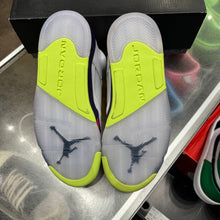 Load image into Gallery viewer, Jordan Alternate Bel-Air 5s Size 8.5
