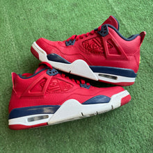 Load image into Gallery viewer, Jordan FIBA 4s Size 7Y
