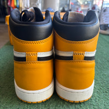 Load image into Gallery viewer, Jordan Taxi 1s Size 10.5
