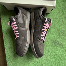 Load image into Gallery viewer, Jordan Travis Scott Velvet Brown Low 1s. Size 11.5
