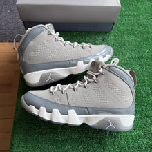 Load image into Gallery viewer, Jordan Cool Grey 9s Size 8.5
