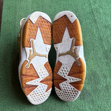 Load image into Gallery viewer, Jordan Pinnacle 6s Size 12.5
