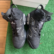 Load image into Gallery viewer, Jordan Cap And Gown 6s Size 8
