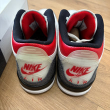 Load image into Gallery viewer, Jordan Denim 3s Size 11
