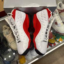 Load image into Gallery viewer, Jordan Chicago 13s Size 10.5
