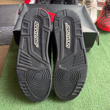 Load image into Gallery viewer, Jordan Black Cat 3s Size 11
