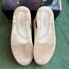 Load image into Gallery viewer, Jordan J Balvin 3s Size 12
