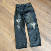 Load image into Gallery viewer, Basketcase Denim Size 32

