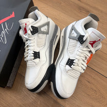 Load image into Gallery viewer, Jordan White Cement 4s Size 9
