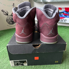 Load image into Gallery viewer, Jordan Burgundy 5s Size 10
