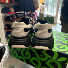 Load image into Gallery viewer, Dolce &amp; Gabbana Daymasters Size 9
