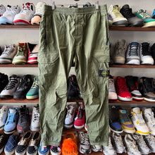 Load image into Gallery viewer, Stone Island Cargo Joggers Size 34
