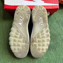 Load image into Gallery viewer, Nike Raider Air Trainer SC High Size 11
