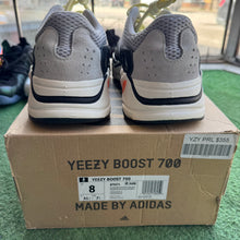 Load image into Gallery viewer, Adidas Yeezy Wave Runner 700s Size 8
