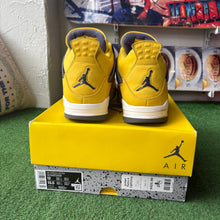 Load image into Gallery viewer, Jordan Lightning 4s Size 12
