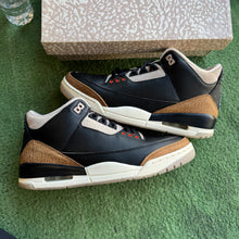 Load image into Gallery viewer, Jordan Desert Elephant 3s Size 10
