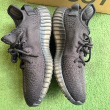 Load image into Gallery viewer, Yeezy Onyx 350 V2s Size 8
