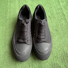 Load image into Gallery viewer, Alexander McQueen Sneakers Size 45

