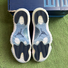 Load image into Gallery viewer, Jordan Win Like 82 11s Size 9.5
