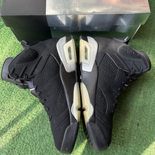Load image into Gallery viewer, Jordan Chrome 6s Size 9.5

