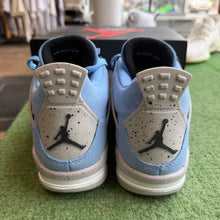 Load image into Gallery viewer, Jordan University Blue 4s Size 7Y
