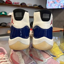 Load image into Gallery viewer, Jordan Rare Air 11s Size 12.5
