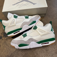 Load image into Gallery viewer, Jordan Pine Green SB 4s Size 13
