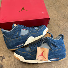 Load image into Gallery viewer, Jordan x Levi’s Denim 4s Size 10
