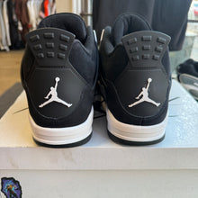 Load image into Gallery viewer, Jordan White Thunder 4s Size 13
