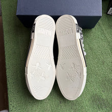 Load image into Gallery viewer, Dior B23s Size 46
