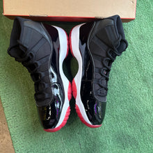 Load image into Gallery viewer, Jordan Bred 11s Size 13

