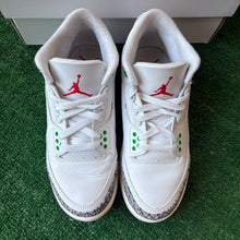 Load image into Gallery viewer, Jordan Lucky Green 3s Size 7.5W/6M
