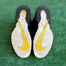 Load image into Gallery viewer, Nike Air Max Penny 1s Size 10
