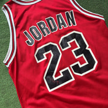 Load image into Gallery viewer, Vintage Chicago Bulls Michael Jordan Jersey Size 44
