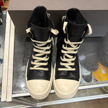 Load image into Gallery viewer, Rick Owens High Ramones Size 37.5
