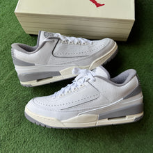 Load image into Gallery viewer, Jordan White Cement 2/3s Size 11

