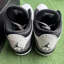 Load image into Gallery viewer, Jordan Infrared 23 3s Size 11
