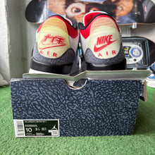 Load image into Gallery viewer, Jordan Denim 3s Size 10
