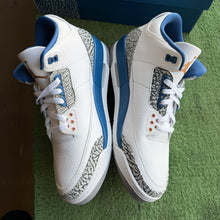 Load image into Gallery viewer, Jordan Wizard 3s Size 12.5
