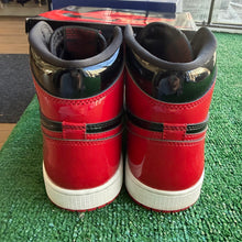 Load image into Gallery viewer, Jordan Patent Bred 1s Size 8.5
