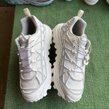 Load image into Gallery viewer, Dior B31s Size 43
