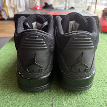 Load image into Gallery viewer, Jordan Black Cat 3s Size 11
