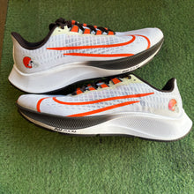 Load image into Gallery viewer, Nike Air Zoom Cleveland Browns Pegasus Size 8
