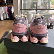 Load image into Gallery viewer, New Balance Pink Lavender 9060s Size 9.5
