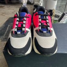 Load image into Gallery viewer, Dior B22s Size 40
