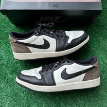 Load image into Gallery viewer, Jordan Mocha Low 1s Size 10

